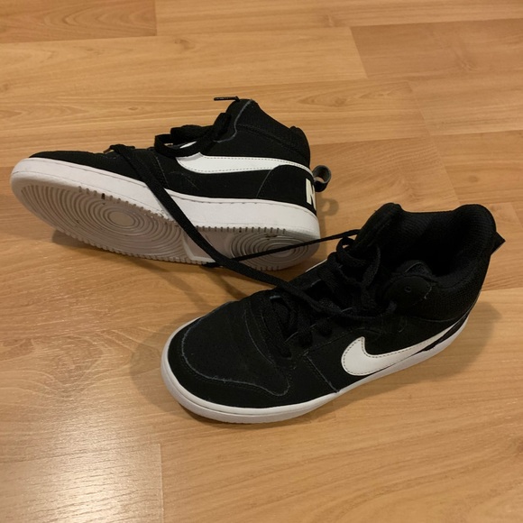 nike high cut shoes